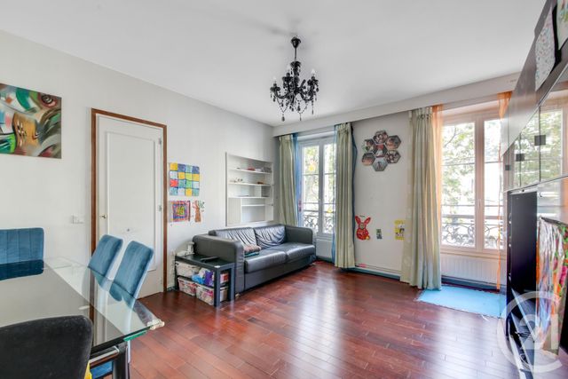 Appartement T4 à vendre - 4 pièces - 74.69 m2 - MONTROUGE - 92 - ILE-DE-FRANCE - Century 21 Côté Mairie